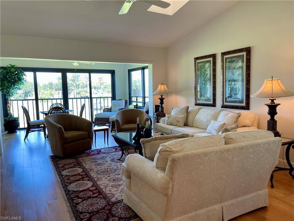 5423 Fox Hollow DR 207 NAPLES, FL 34104
