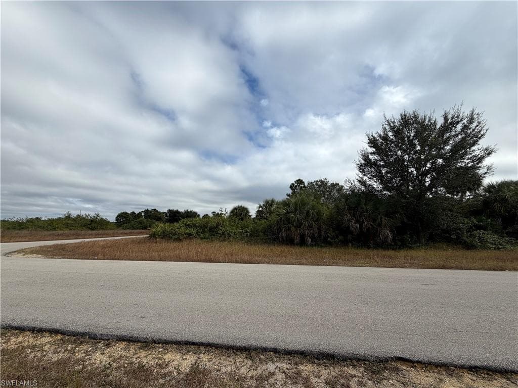 407 McArthur BLVD LEHIGH ACRES, FL 33974