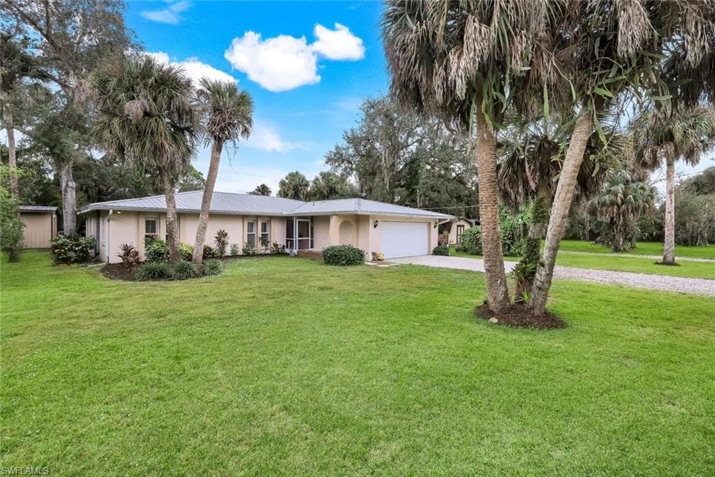 18130 Elmwood DR ALVA, FL 33920