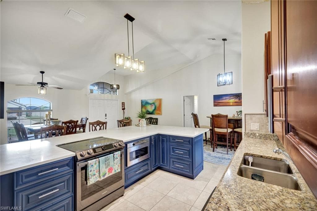 13 NW 8th TER CAPE CORAL, FL 33993