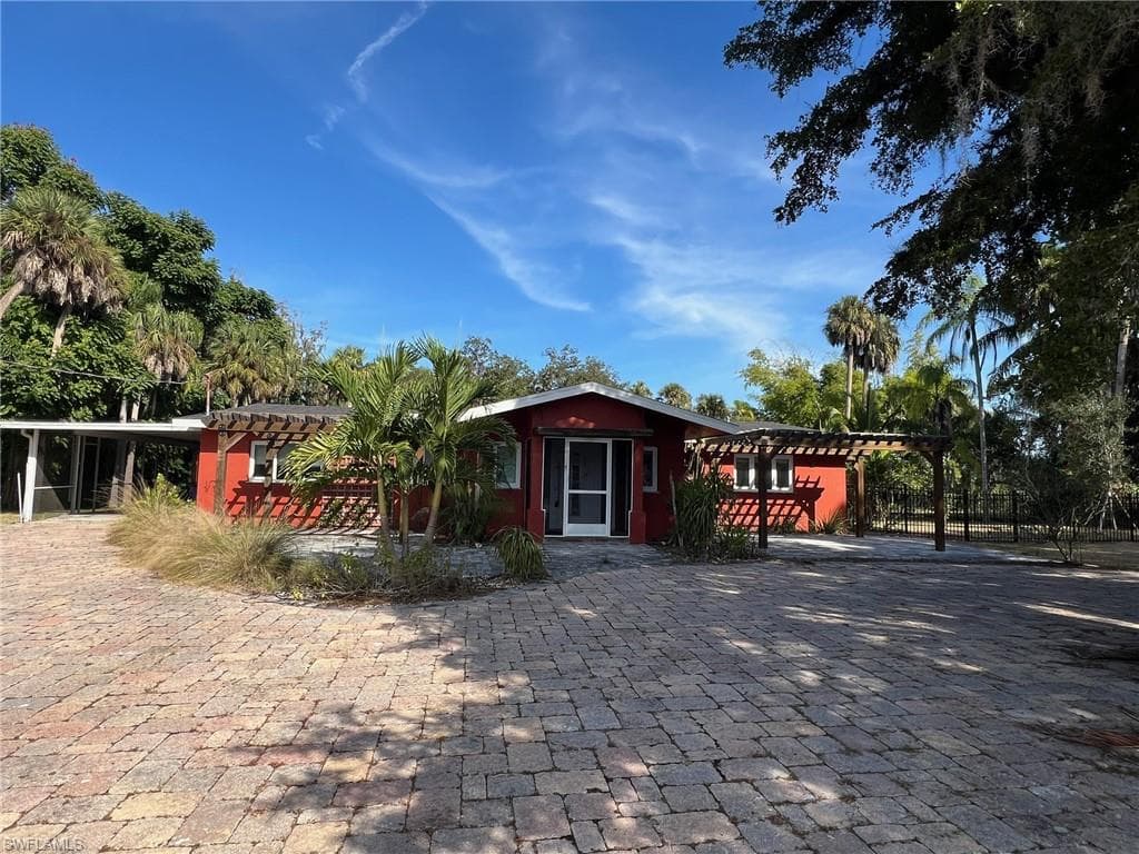 13191 Idylwild Farm RD FORT MYERS, FL 33905