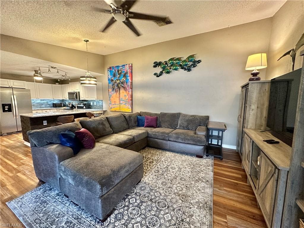 15427 Crystal Lake DR NORTH FORT MYERS, FL 33917