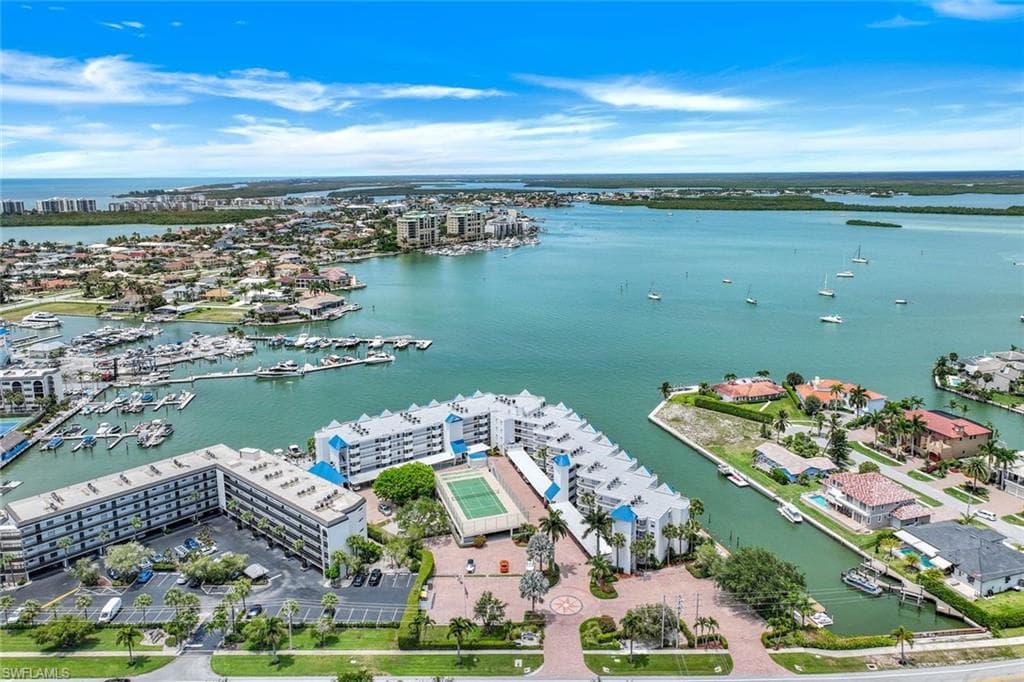 991 Barfield DR 307 MARCO ISLAND, FL 34145