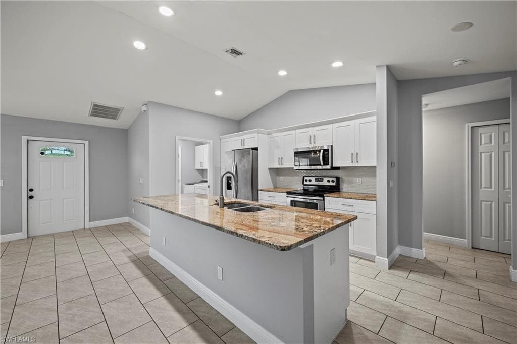 18428 Heather RD FORT MYERS, FL 33967