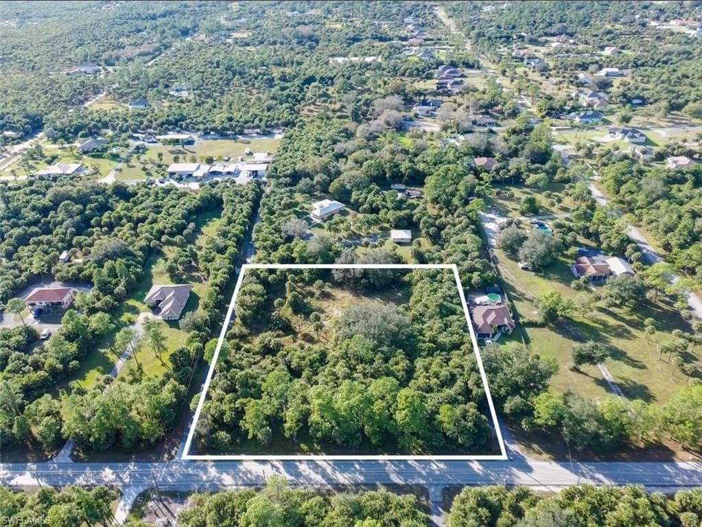 1975 Everglades BLVD S NAPLES, FL 34117