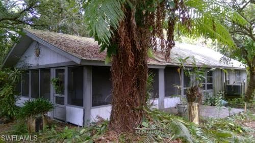 10511 Orange River BLVD FORT MYERS, FL 33905