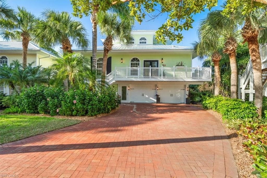 3784 Cracker WAY BONITA SPRINGS, FL 34134
