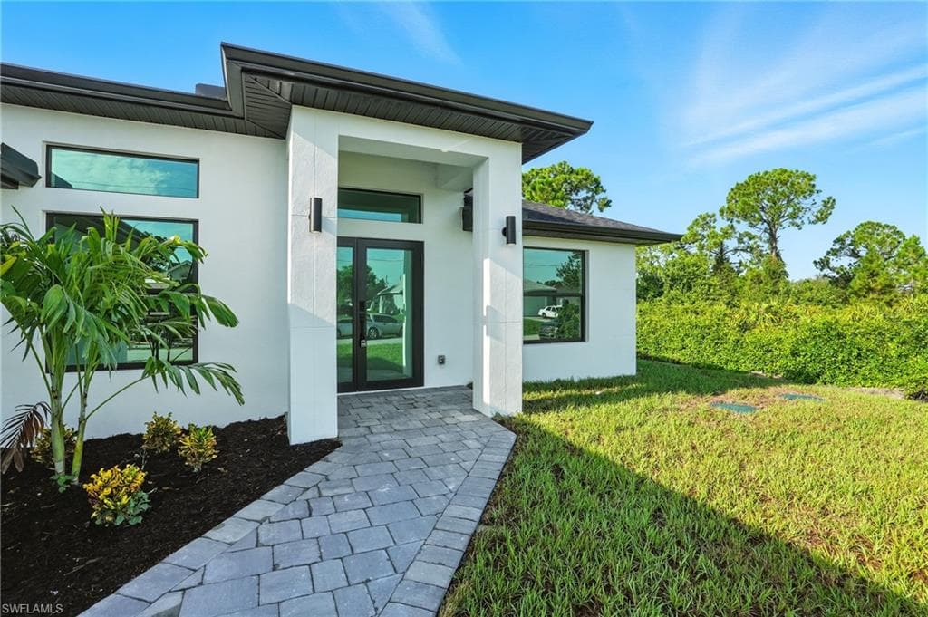 2607 38th ST SW LEHIGH ACRES, FL 33976