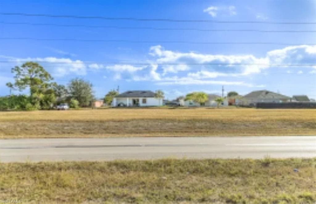 1323 Santa Barbara BLVD N CAPE CORAL, FL 33993