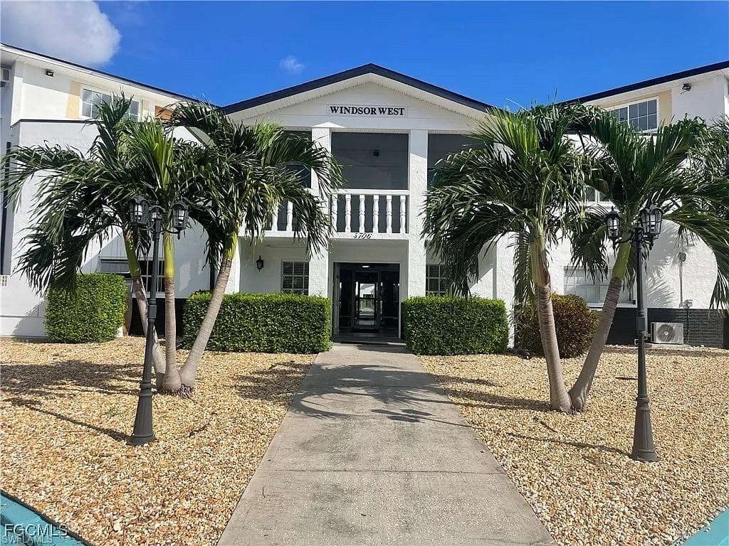 3706 Broadway 26 FORT MYERS, FL 33901