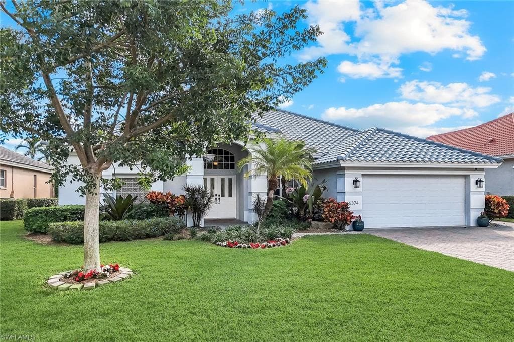 6374 Old Mahogany CT NAPLES, FL 34109