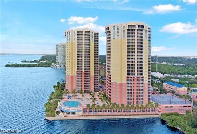 2743 1st ST 2503 FORT MYERS, FL 33916