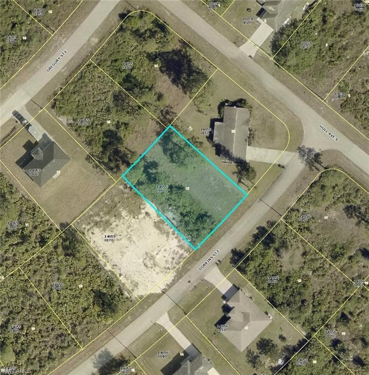 947 Dobbins ST E LEHIGH ACRES, FL 33974