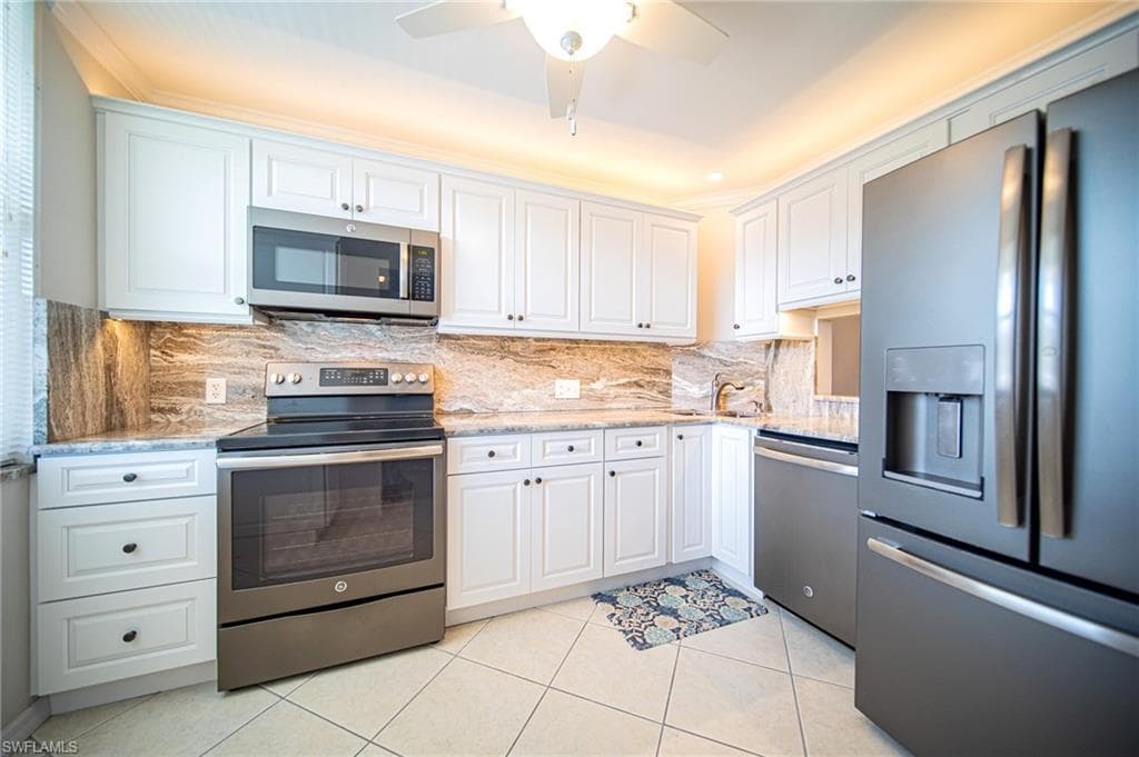 5959 Winkler RD 206 FORT MYERS, FL 33919
