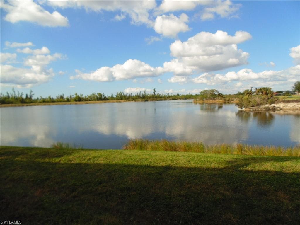 2615 Somerville LOOP 303 CAPE CORAL, FL 33901