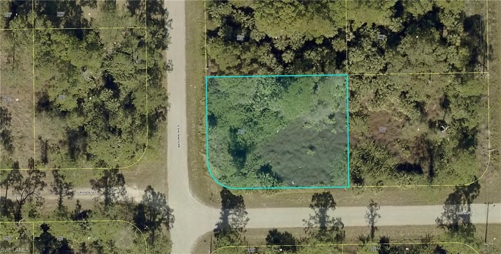 153 National AVE S LEHIGH ACRES, FL 33974