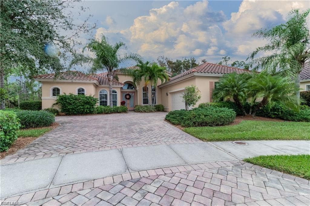 11236 Paddington TER FORT MYERS, FL 33913