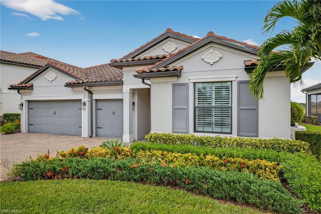 19815 Beverly Park RD ESTERO, FL 33928