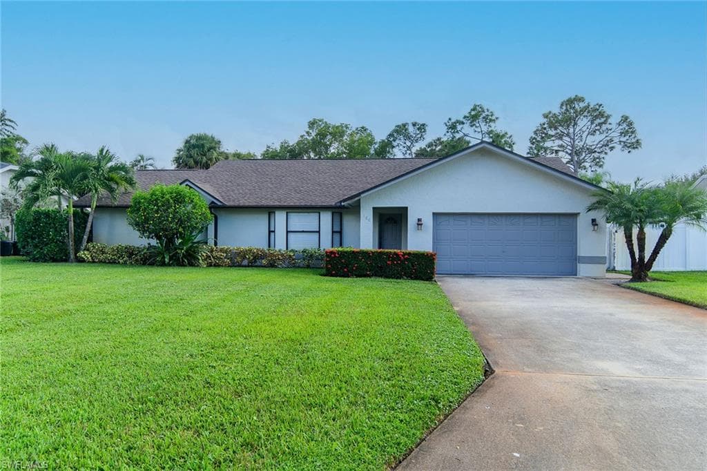 186 Wickliffe DR NAPLES, FL 34110