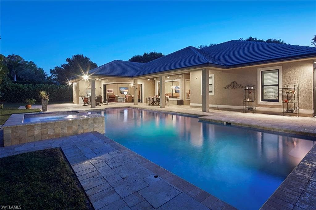 1900 Tiller TER NAPLES, FL 34102
