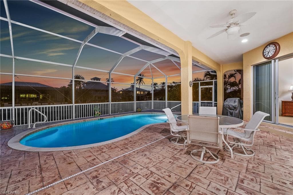 2372 Sapodilla LN ST. JAMES CITY, FL 33956