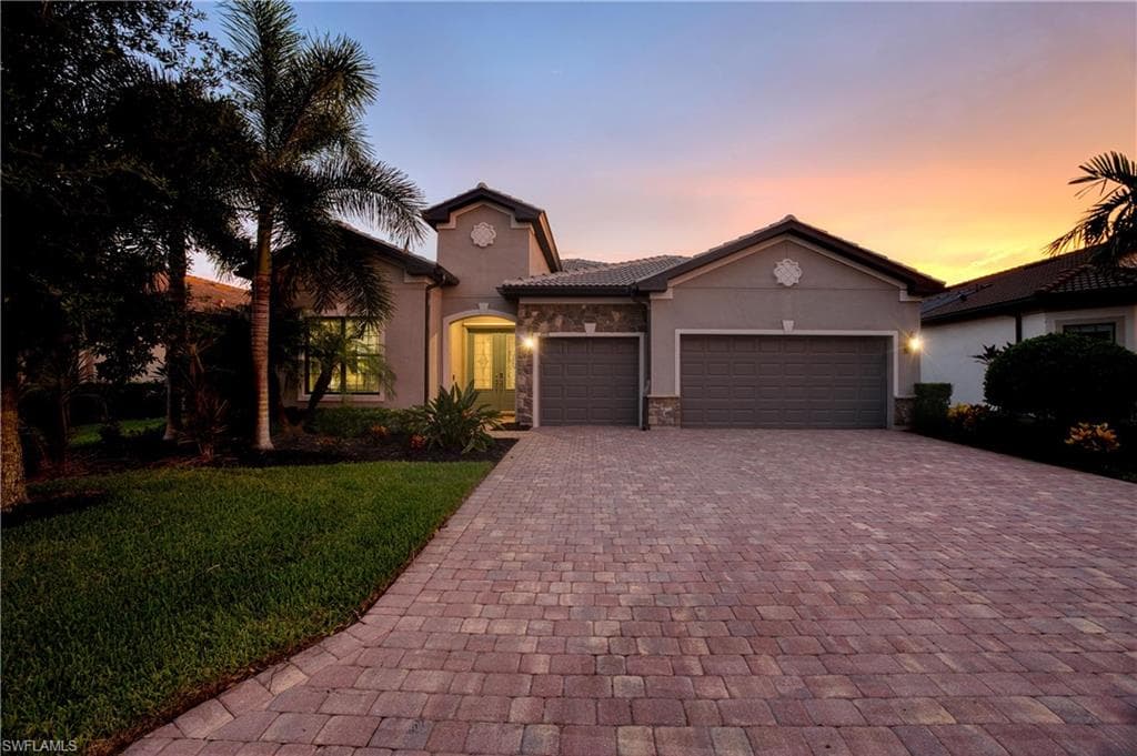 7716 Winding Cypress DR NAPLES, FL 34114