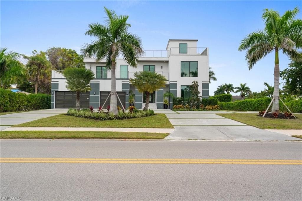 3800 Crayton RD NAPLES, FL 34103