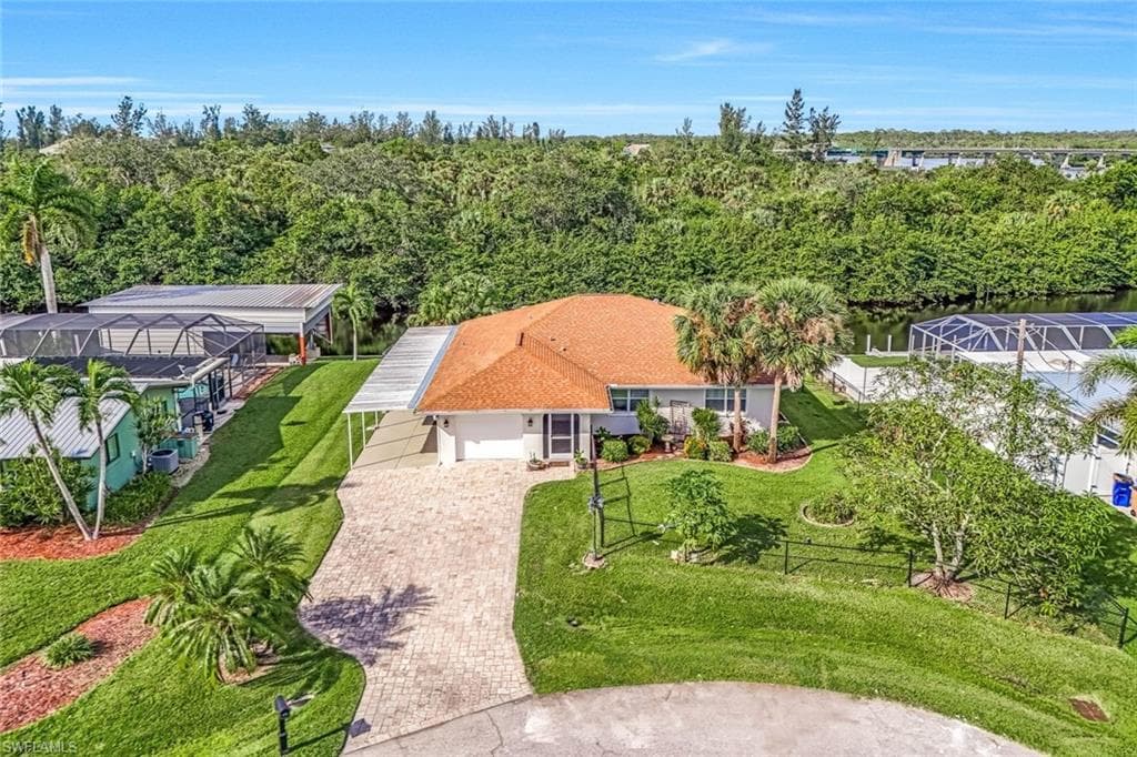 2199 Santiago AVE FORT MYERS, FL 33905