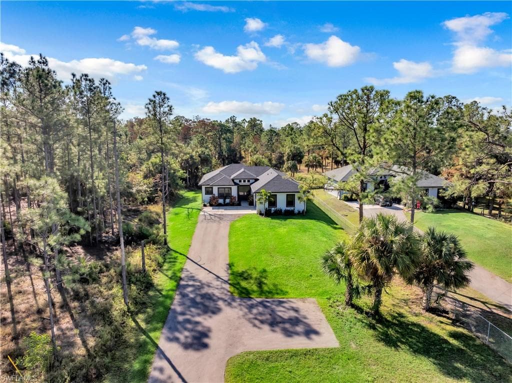 2844 37th AVE NE NAPLES, FL 34120