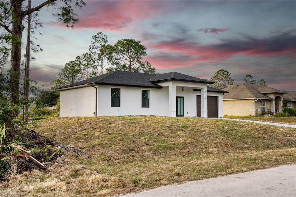 316 Mangonia AVE LEHIGH ACRES, FL 33974
