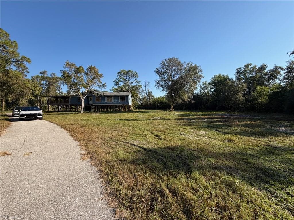 13761 Sophomore LN FORT MYERS, FL 33912