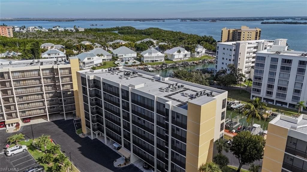 4431 Bay Beach LN 543 FORT MYERS BEACH, FL 33931