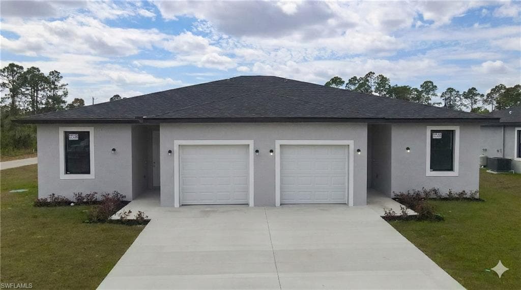 1260 MILWAUKEE BLVD 1260 LEHIGH ACRES, FL 33974