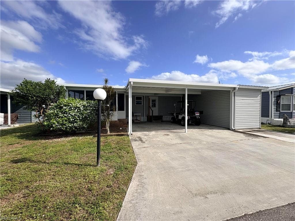 3142 Linwood DR NORTH FORT MYERS, FL 33917