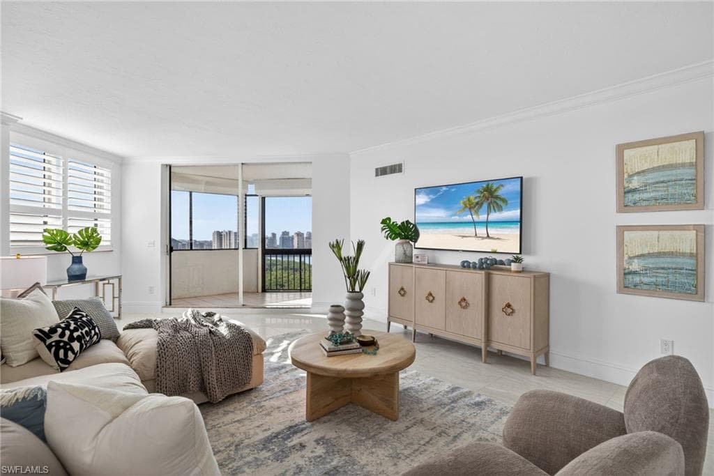 6001 Pelican Bay BLVD Penthouse E NAPLES, FL 34108