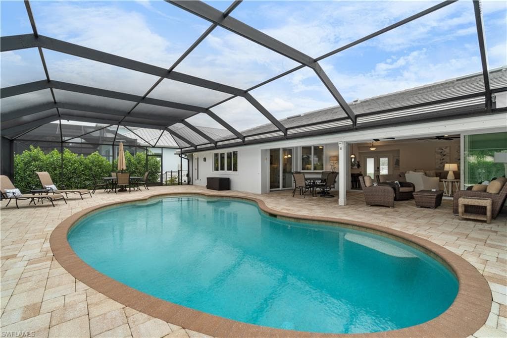 535 Anchor Rode DR NAPLES, FL 34103