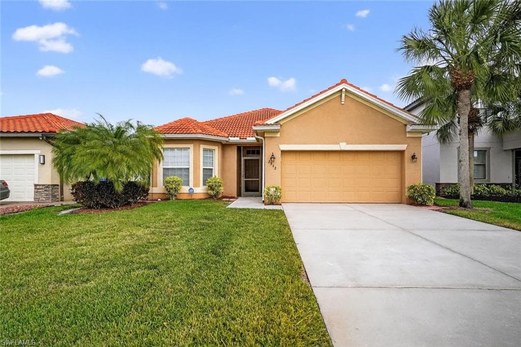 2842 Via Piazza LOOP FORT MYERS, FL 33905