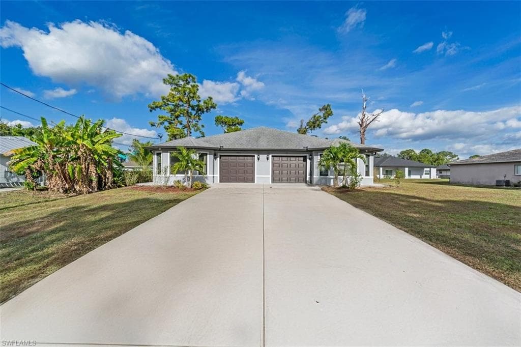 129 Meadow RD LEHIGH ACRES, FL 33973