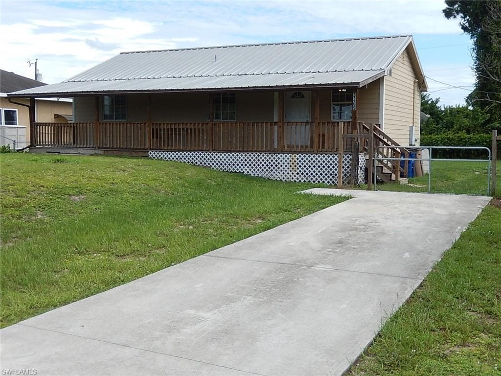3309 2nd ST SW LEHIGH ACRES, FL 33976