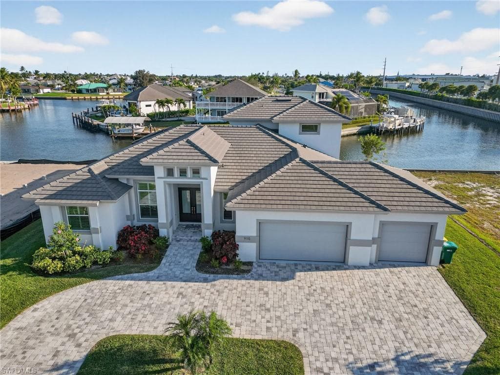 980 Barfield DR MARCO ISLAND, FL 34145