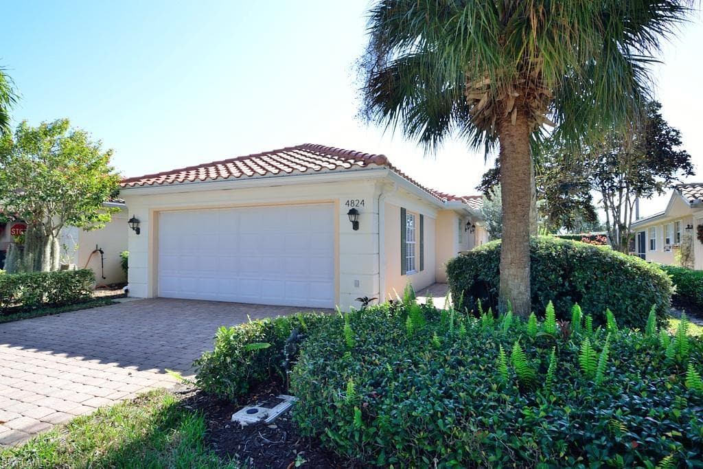 4824 Lasqueti WAY NAPLES, FL 34119