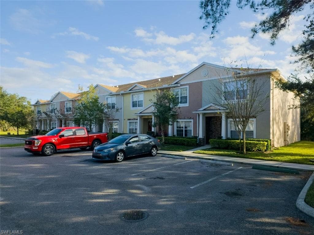1044 Sleepy Oak DR ZEPHYRHILLS, FL 33543