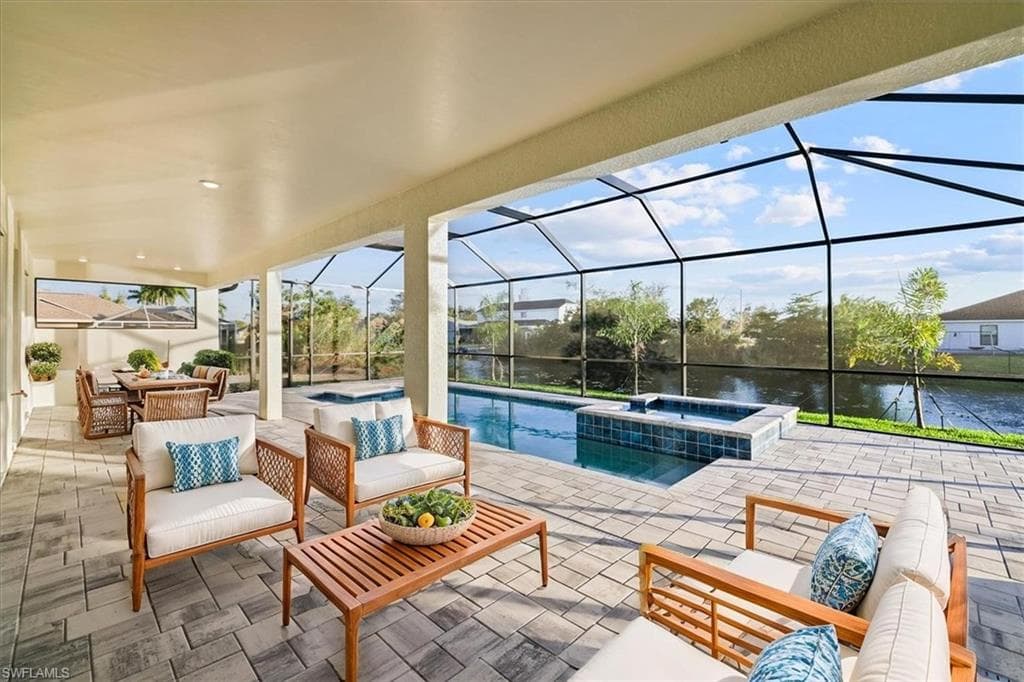 1220 SE 5th TER CAPE CORAL, FL 33990