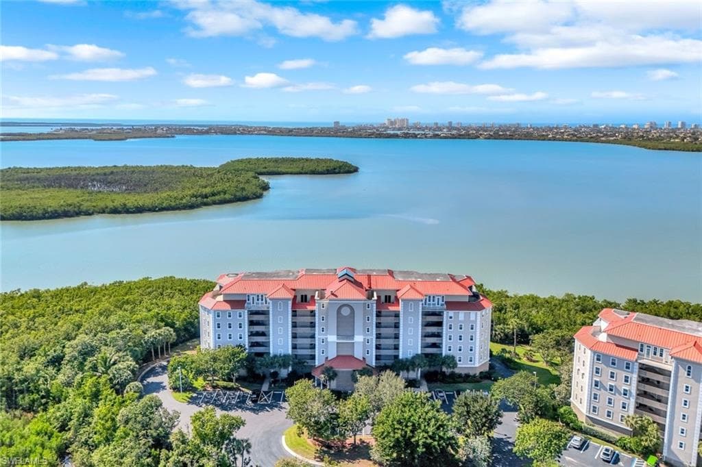 337 Vintage Bay DR D28 MARCO ISLAND, FL 34145