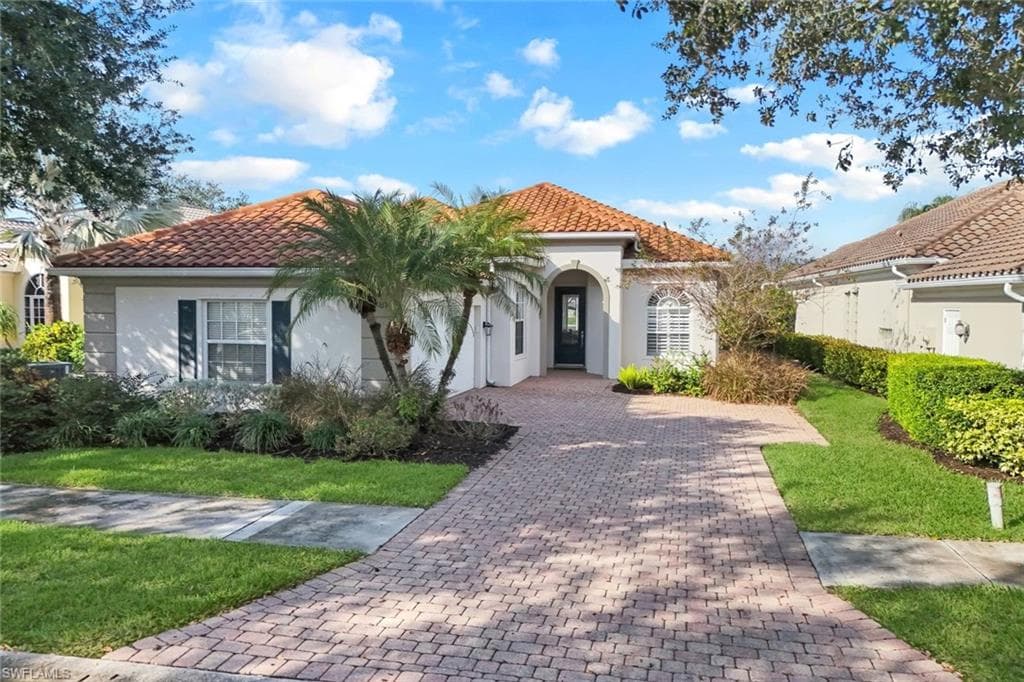 3787 Whidbey WAY NAPLES, FL 34119