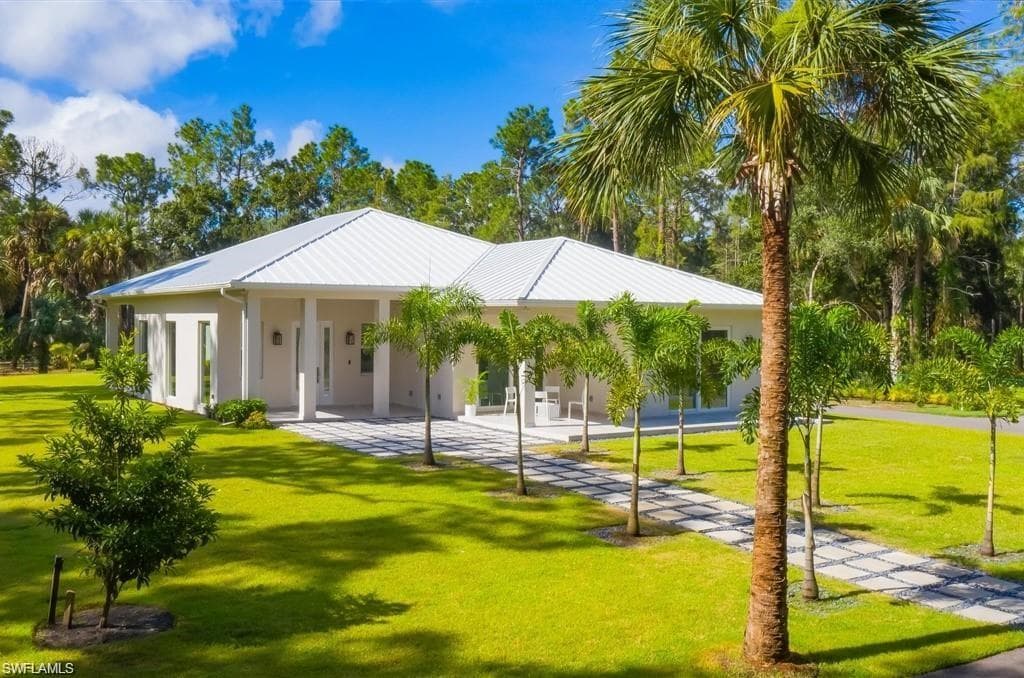 3740 3rd AVE SW NAPLES, FL 34117
