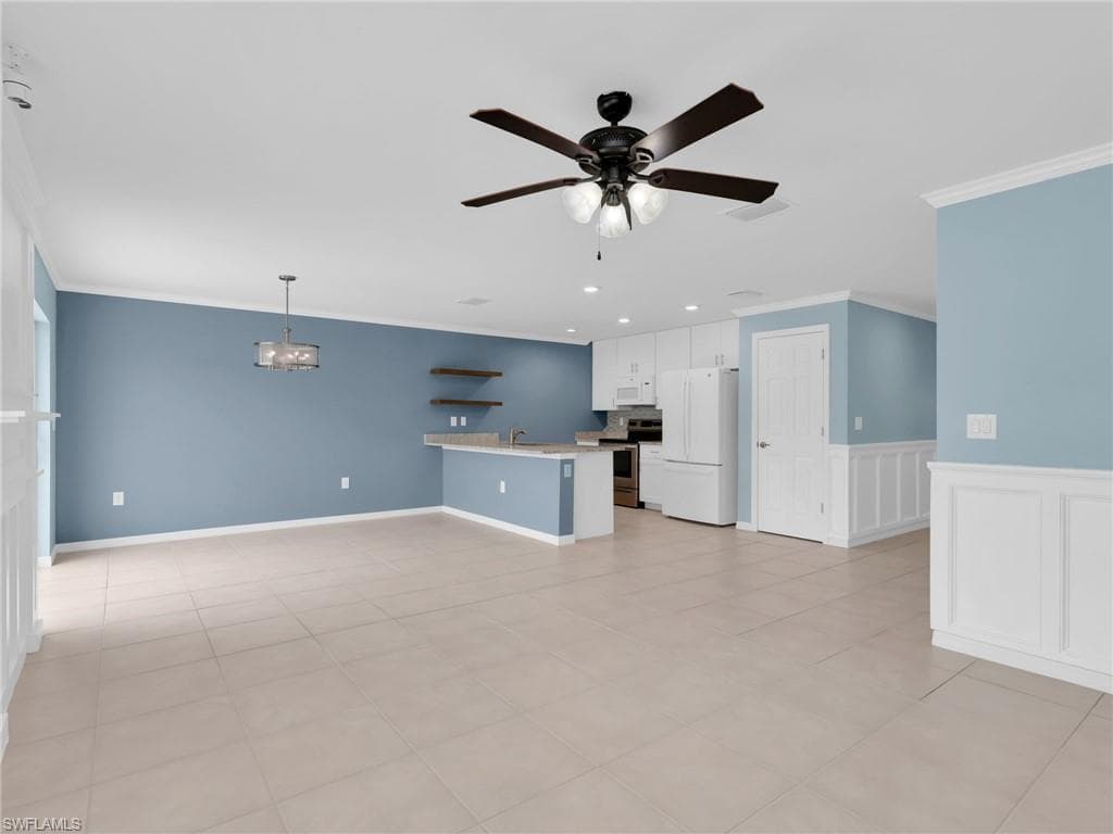 731 Hadley PL W NAPLES, FL 34104
