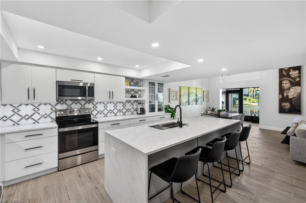 4711 S Landings DR FORT MYERS, FL 33919