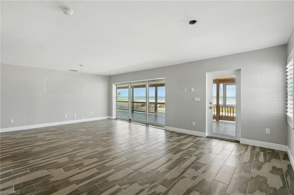 5557 Estero BLVD FORT MYERS BEACH, FL 33931