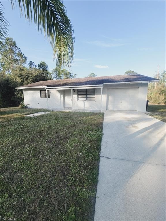 2111 Abbott AVE ALVA, FL 33920
